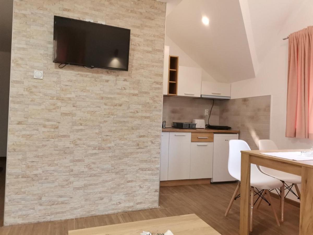 Crni Vrh Vila Vrh מראה חיצוני תמונה